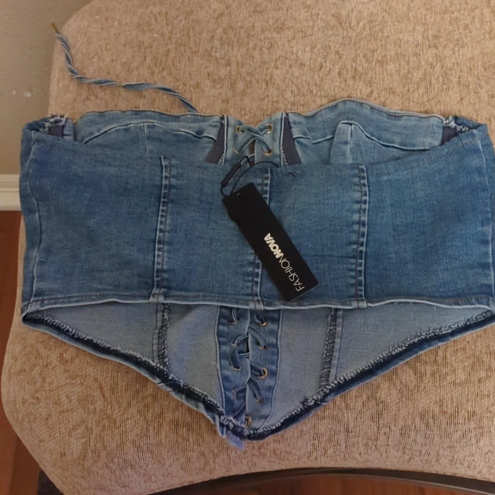 Fashion Nova Corset/Bustier style top . New Size XL Denim - Picture 4 of 5